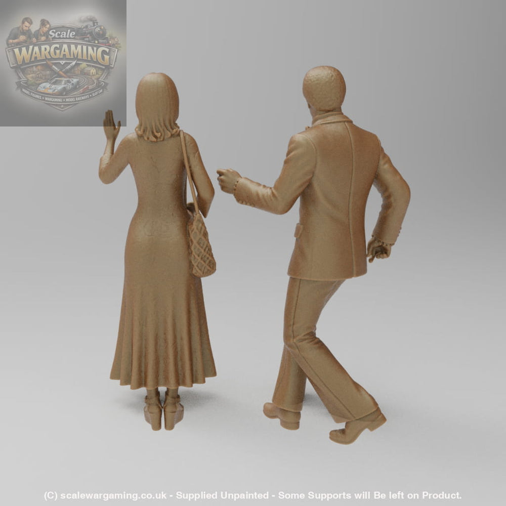SW8174 1970’s Couple - Figure