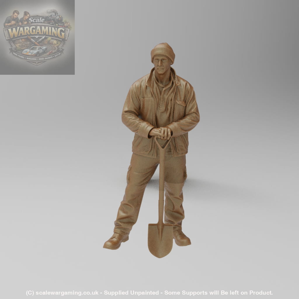 SW8190 Male Gardener with Spade - Figure
