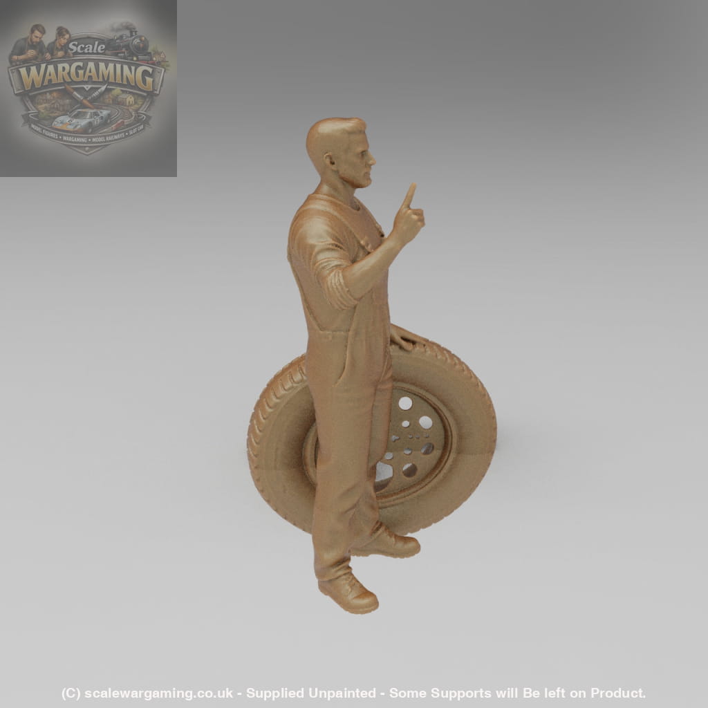 SW8224 Mechanic With Tyre - Figure