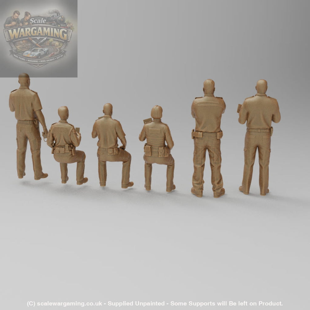 SW8230 UK Border Force Group - Figure