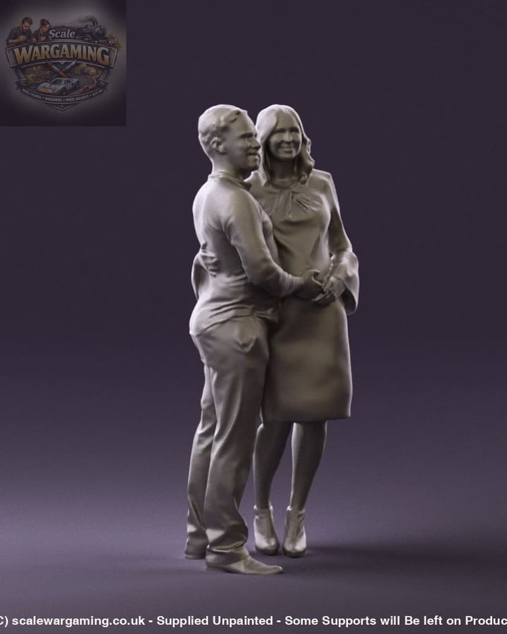 Mm864 Young Couple Figure