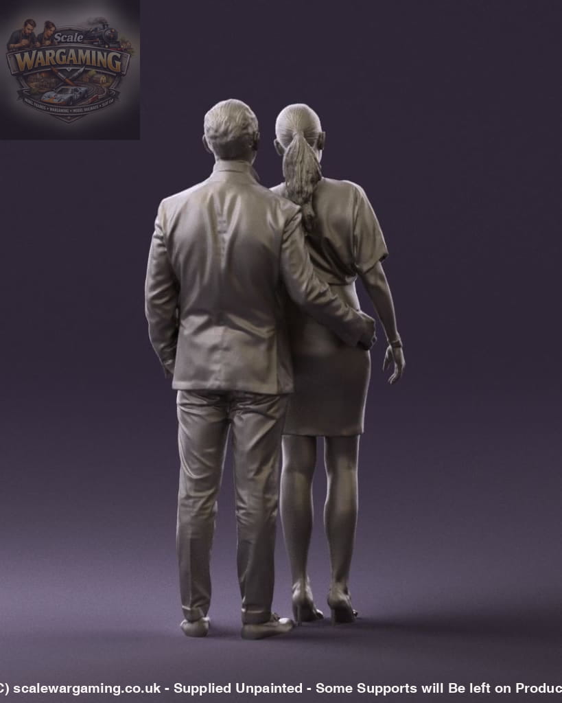 Mm865 Smart Male And Female Couple Figure