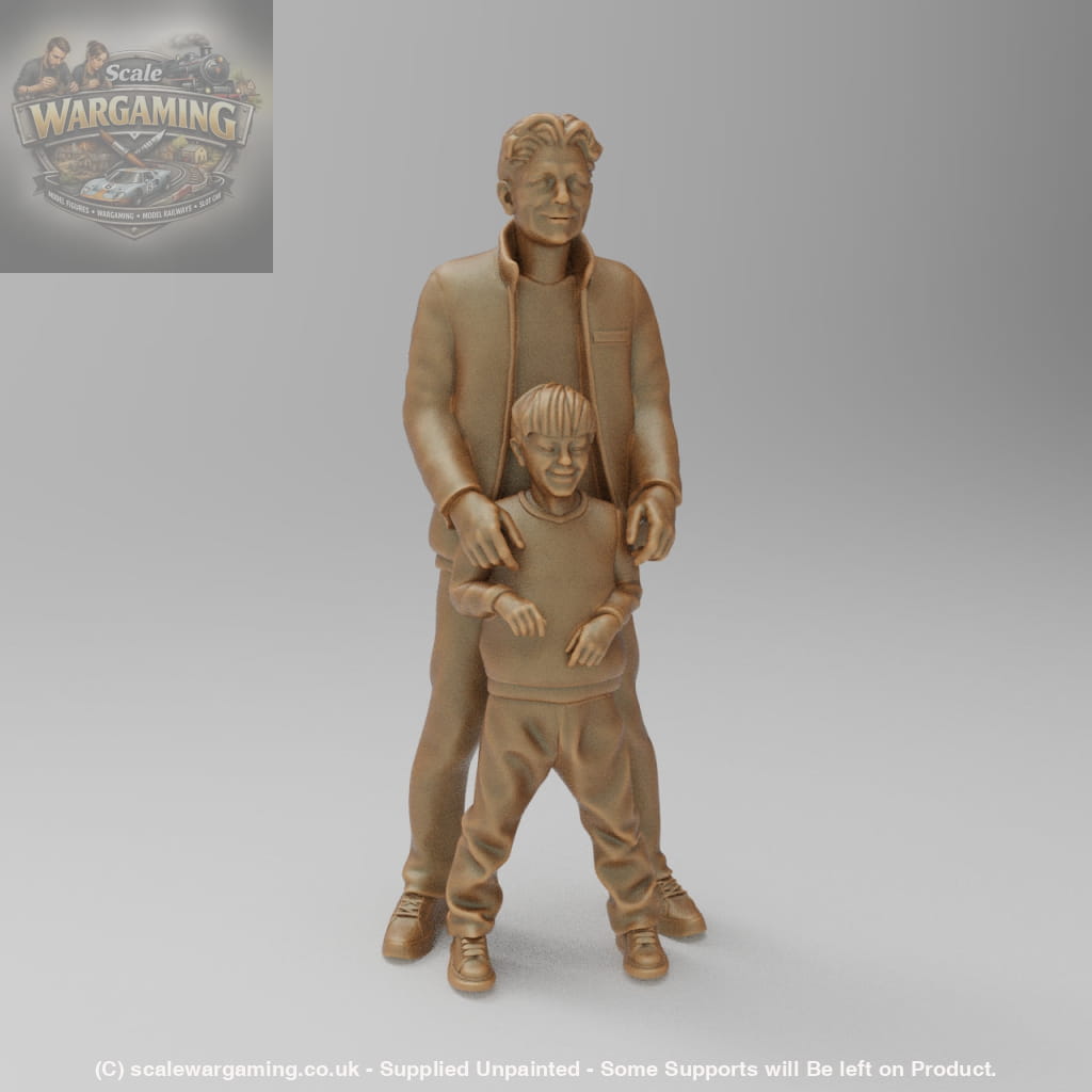 SW881 Father with Son Standing in front - Figure