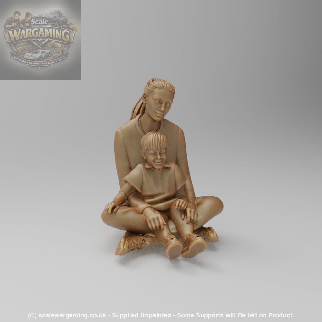 SW885 Mum sitting on floor with son - Figure