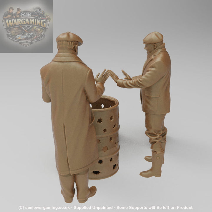 SW9023 2 WorkMen Warming themselves - Figure