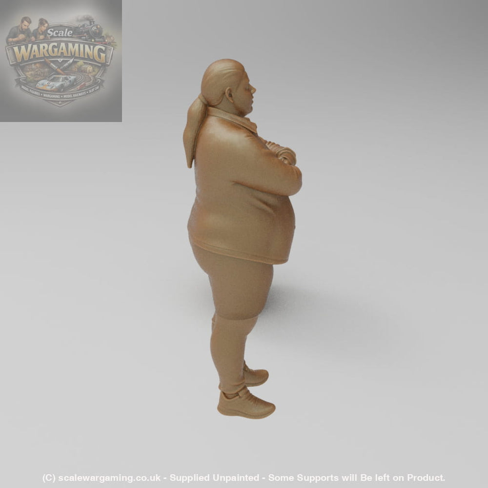 SW9078 Large Female Arms Crossed - Figure