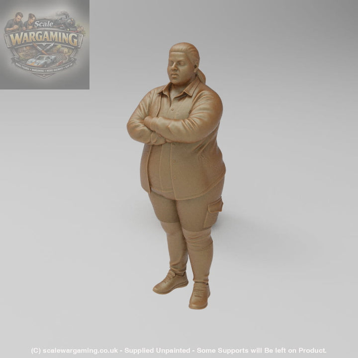 SW9078 Large Female Arms Crossed - Figure