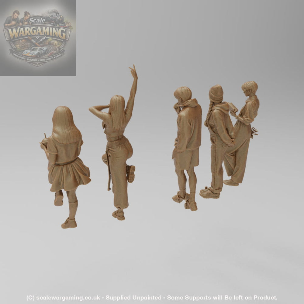 SW9093 Group of Teen Party Rebels - Figure