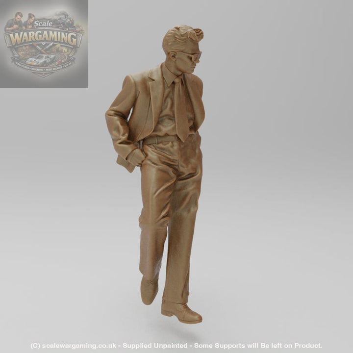 SW9120 Smart male in Suit leaning - Figure