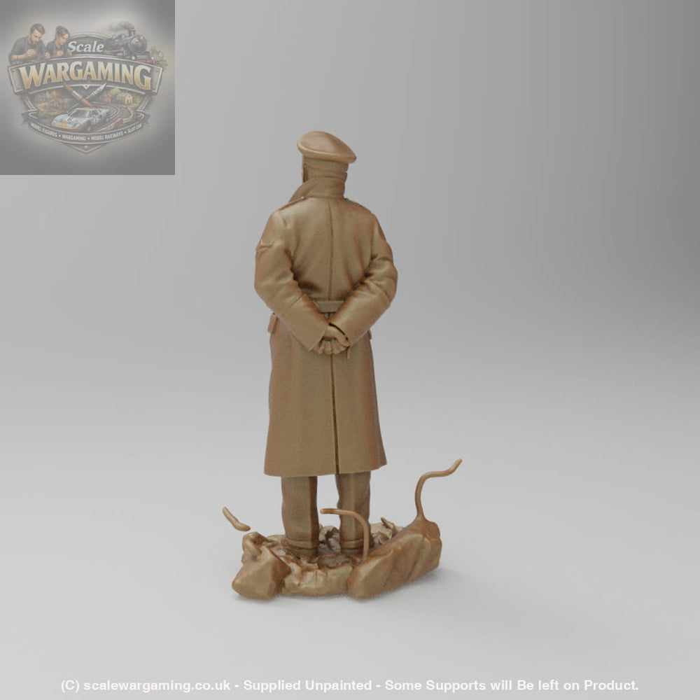 SW9182 German Officer in rubble - Figure
