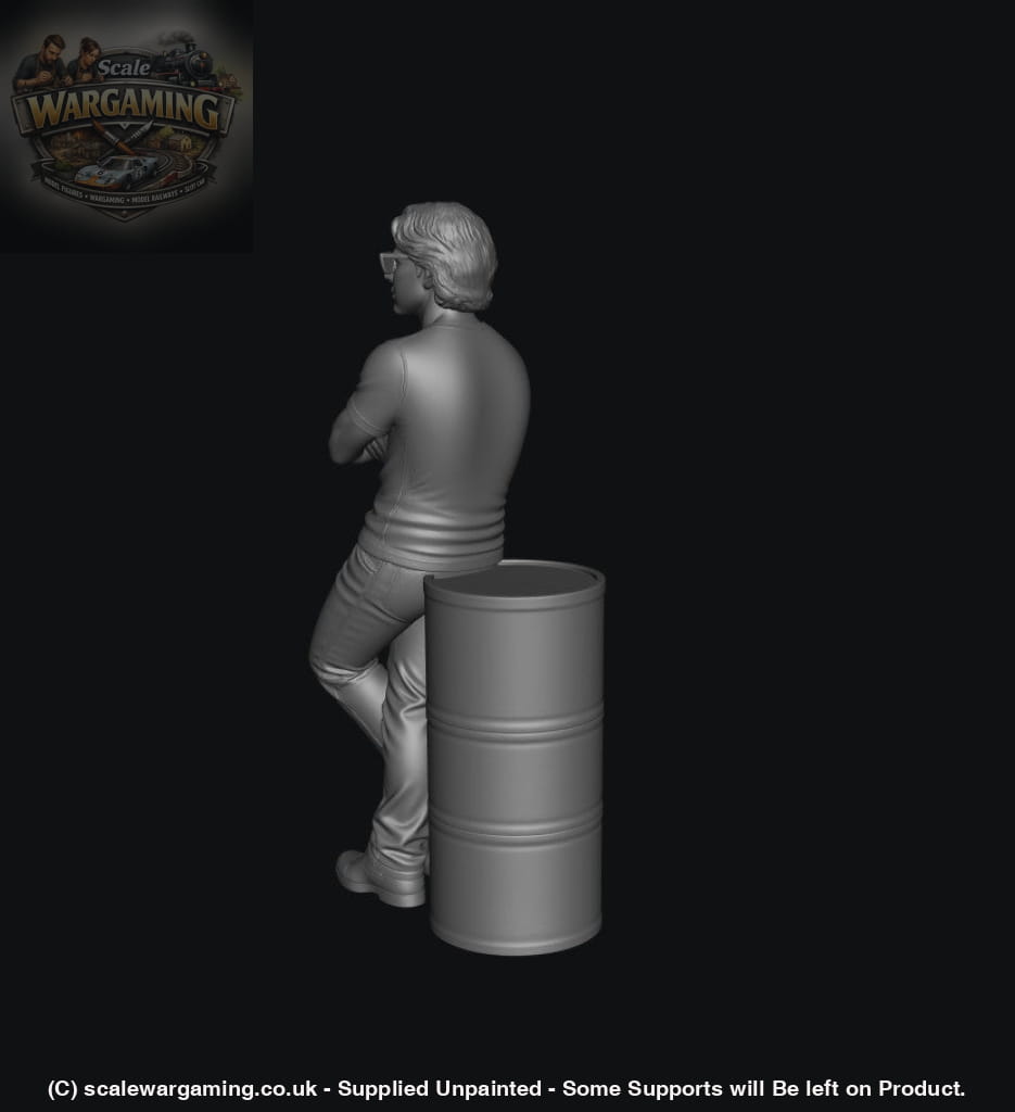 SW9278 Man Leaning against Barrel - Figure