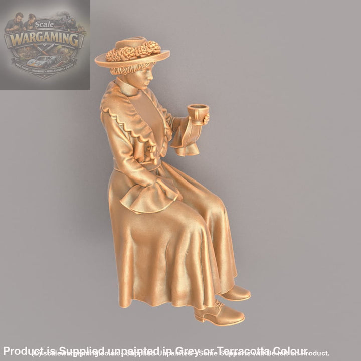 MM929A Edwardian/Victorian Female Sitting Figure