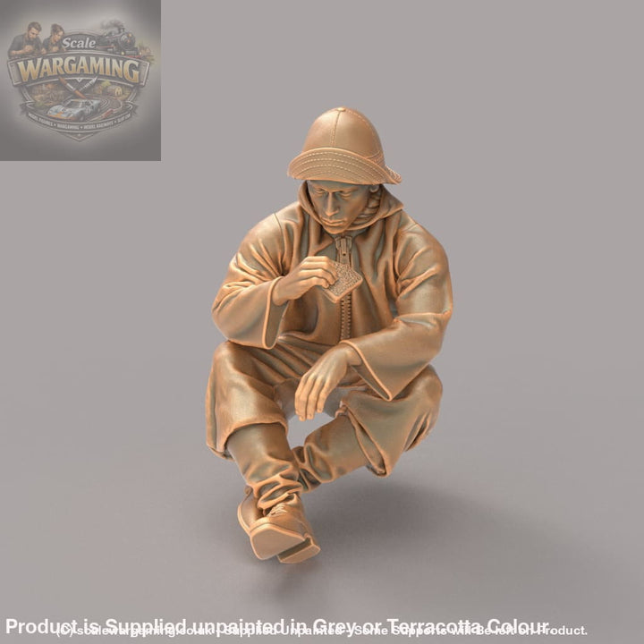 MM939 Fisherman Sitting Eating Figure