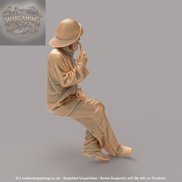 MM941 Fisherman Smoking Figure