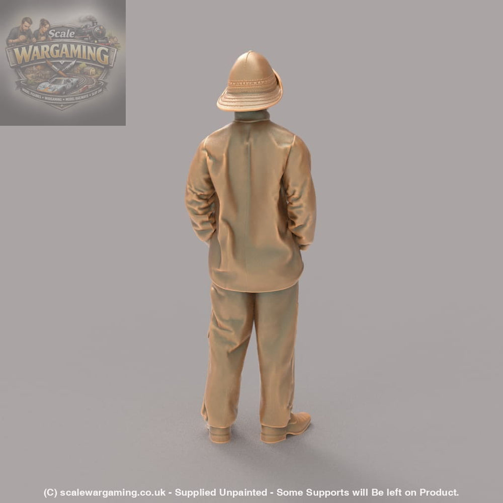 MM944 Fisherman hands in pockets Figure