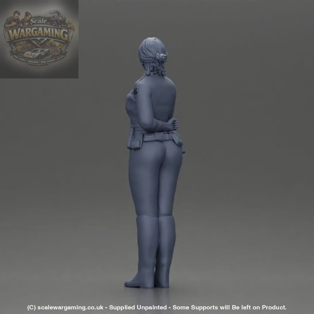 Mm960 Police/Security Girl Standing Speaking Into A Radio Figure
